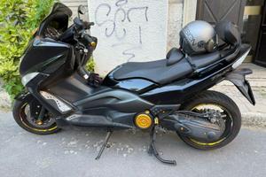 TMax 500  rifiniture sportive 2010