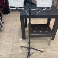 Cavalletto con due faretti