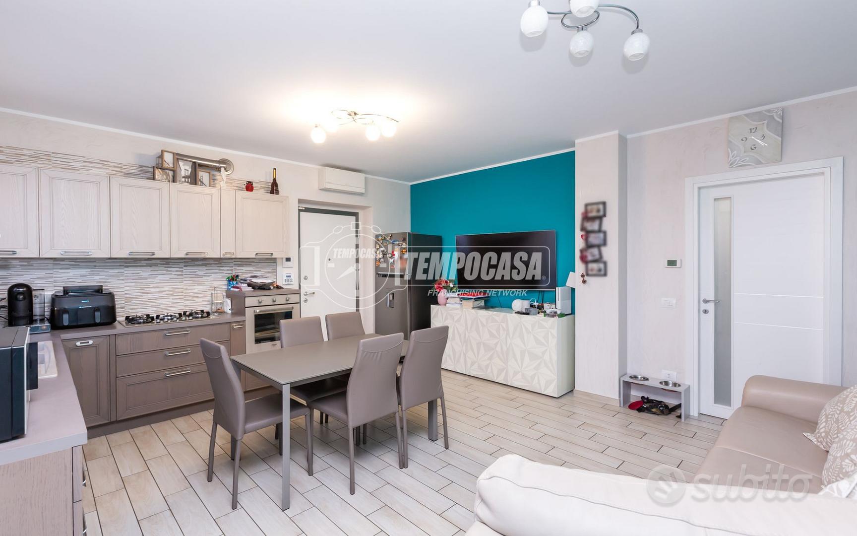 Apartment in Chieri, Torino - Vista 5