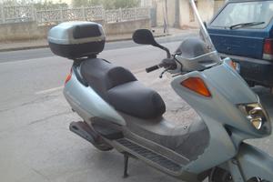 Scooter  pari al nuovo