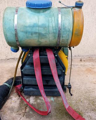 Atomizzatore polverizzatore con motore