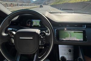 Land rover renge rover evoque