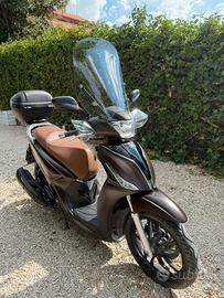 Kymco people 200 i