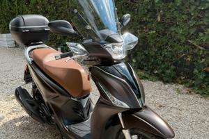 Kymco people 200 i