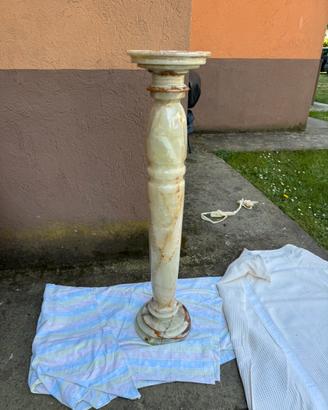 Colonna in Onice