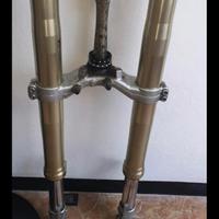 Avantreno steli rovesciati R1/R6 a carburatori