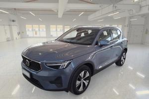 VOLVO XC40 T4 RECHARGE PLUG-IN AUTO CORE SUV