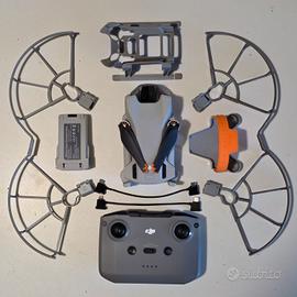 Drone DJI Mini 3 4K + Kit Accessori Completo