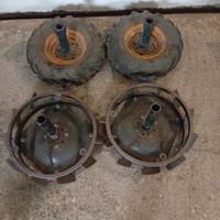 ruote in ferro, ruote in gomma.