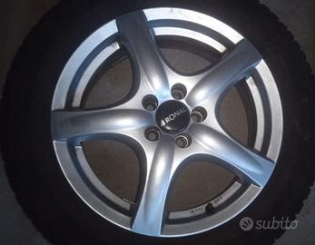 Cerchi in lega con pneumatici invernali