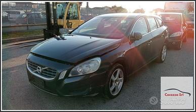 VOLVO V60 I per ricambi