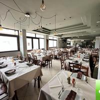 Attività Di Ristorazione e Pizzeria Avviata