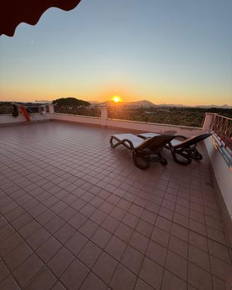 Attico Esclusivo con Vista Panoramica su Capo Cacc