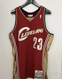 LEBRON JAMES CLEVELAND CAVALIERS MITCHELL & NESS