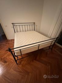 Letto matrimoniale