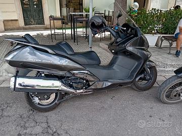 Honda silver wing 400