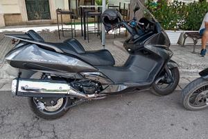 Honda silver wing 400
