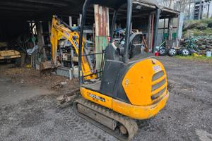 Per cambio mezzo escavatore 818 its