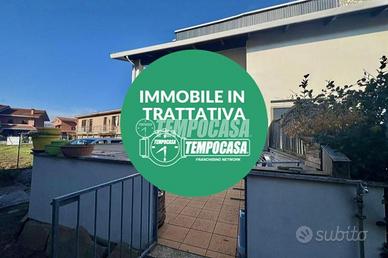 Appartamento indipendente in bifamiliare con giard