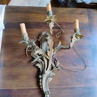 Applique antica in bronzo dorato