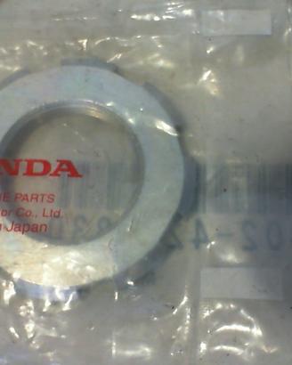 GHIERA FILETTATA SUPERIORE STERZO VT CB HONDA 9030