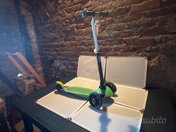 Monopattino per bambini verde