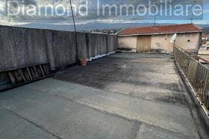 Palazzetto con terrazza a Giarre centro