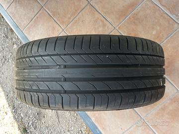 4 pneumatici 235/45R19 95V