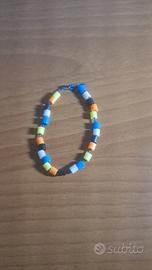 Braccialetto multicolore con perline tubolari