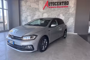 VOLKSWAGEN POLO R-LINE TGI METANO MY2020