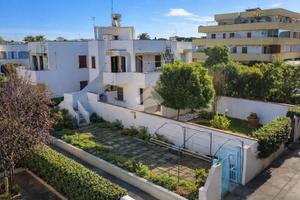 3 LOCALI A MONTALTO DI CASTRO