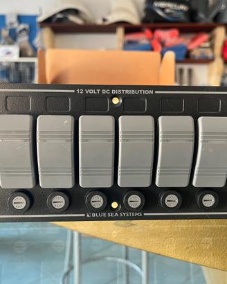Pannello 8 interruttori 12V