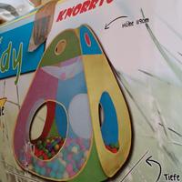 Tenda con 100 palline di plastica 