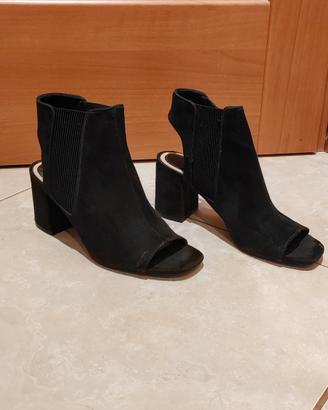 Scarpe punta aperta Stradivarius 
