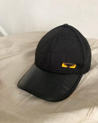Cappello Fendi