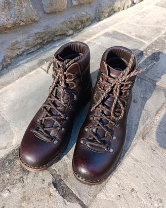 scarpe da montagna 