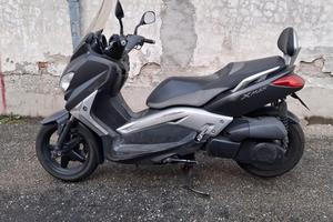 X-Max 250