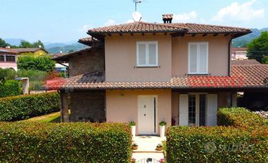 Villa bifamiliare Coreglia Antelminelli