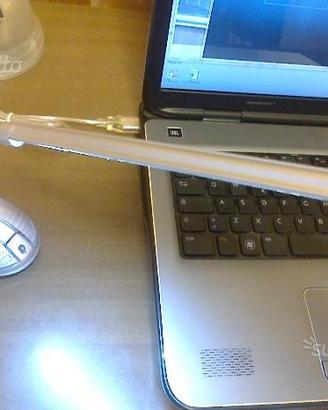 Lampada da tavolo tipo mouse