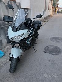  Kawasaki Versys 650 2025