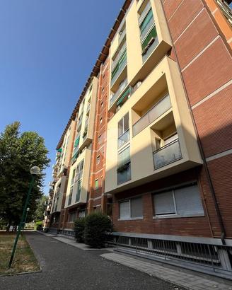 2 LOCALI A MILANO