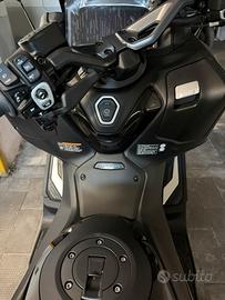 T-max 560