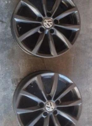 4 cerchi grigi in lega da 17  golf 7