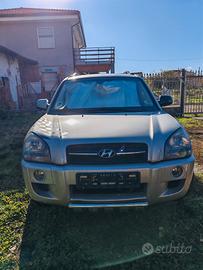Hyundai Tucson 2.7i 4x4