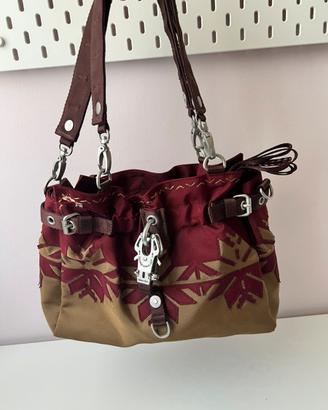 George Gina & Lucy Borsa “Test me” Lilly Hammer