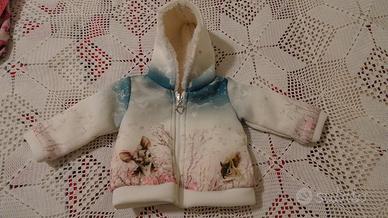 Giacca stampata con cappuccio e pelliccina interna