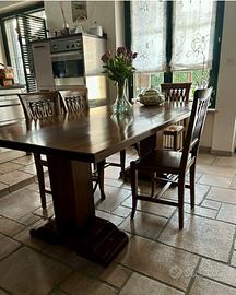 Tavolo da pranzo in legno massiccio + 6 sedie