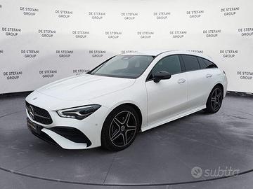 Mercedes-Benz CLA 180 d Shooting Brake AMG Li...