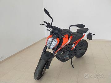 KTM duke 125 con ABS