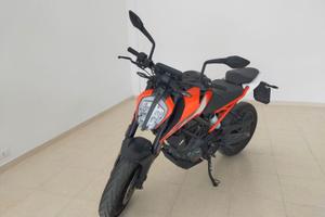KTM duke 125 con ABS